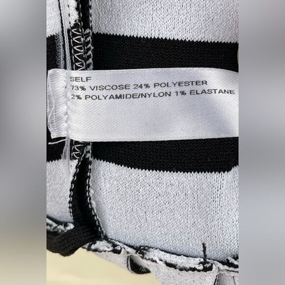 CAROLINA HERRERA Striped Cap-sleeve Pleated Dress size large - Picture 17 of 17